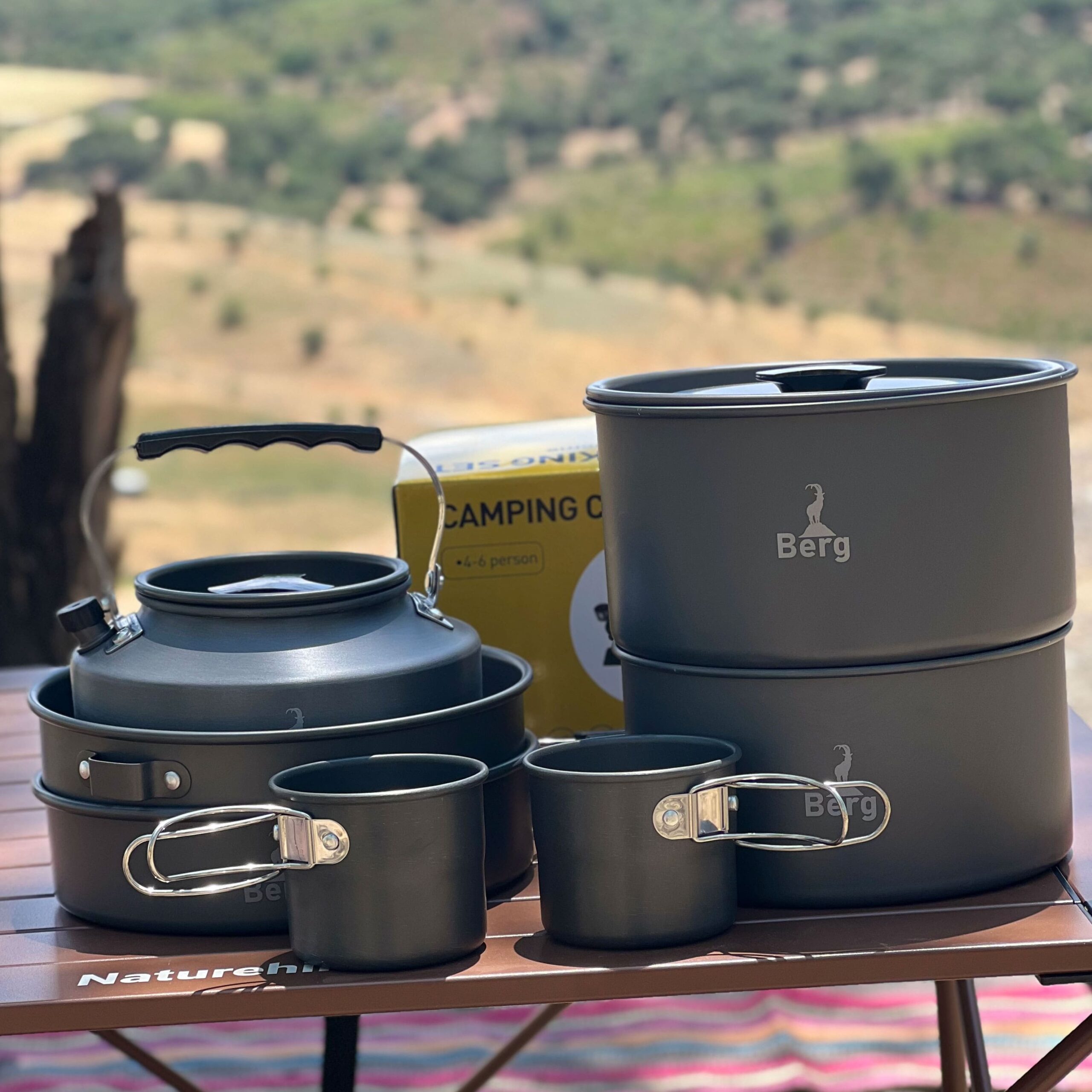 ست ظروف کوهنوردی 4تا 6 نفره Berg مدل B-801